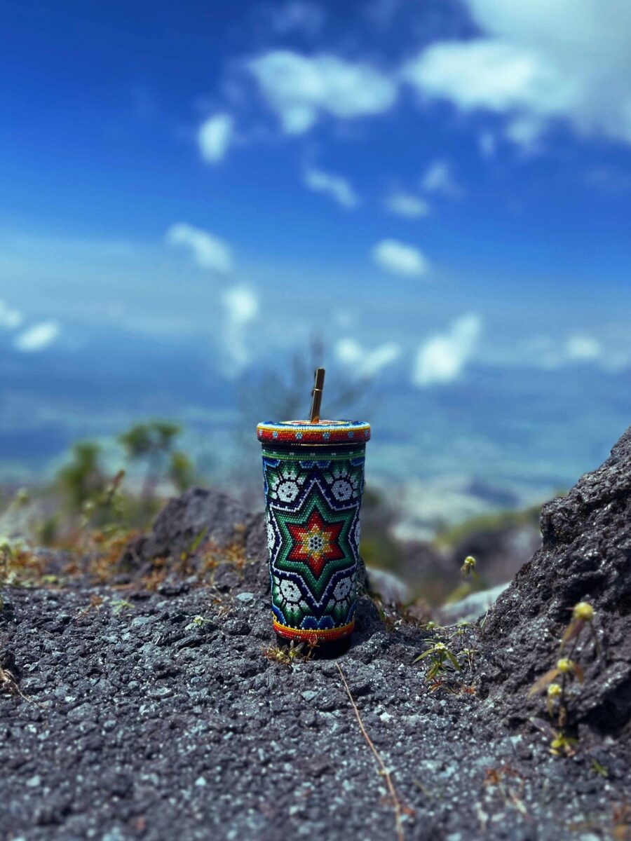 tau, sol de media noche