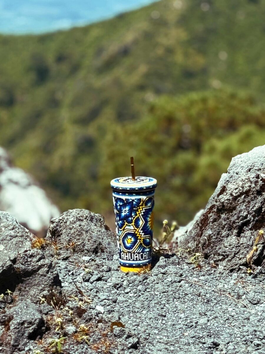 mara’akáme ~ eclipse de identidad